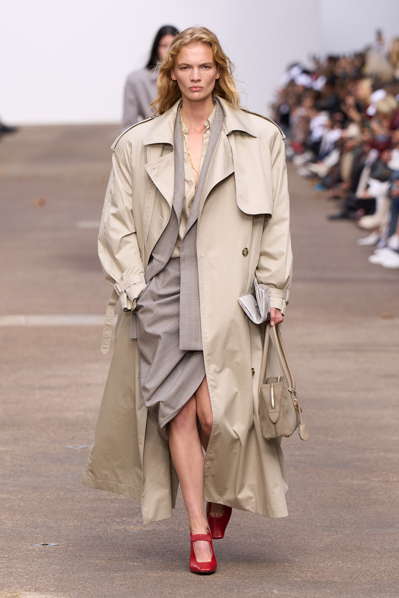 stella_mccartney_s25_001.jpg