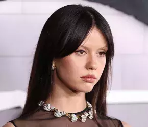Mia Goth