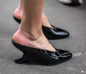 Wedge sandálky