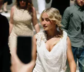 Sabrina Carpenter, Paris Haute Couture Dior Fall/Winter 2026