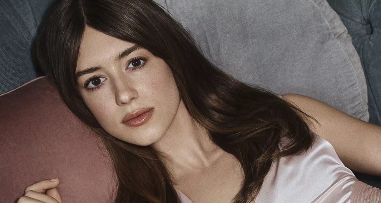 Estee Lauder, Daisy Edgar Jones