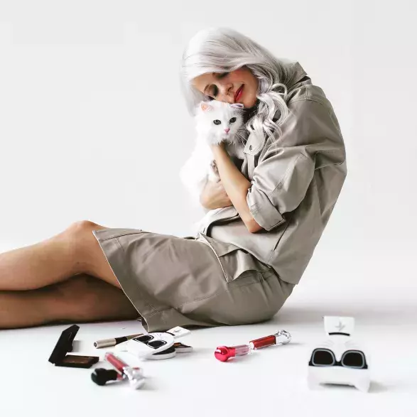 Terezie Kovalová v kampani Karl Lagerfeld a ModelCo. Terezie Kovalová v kampani Karl Lagerfeld a ModelCo.