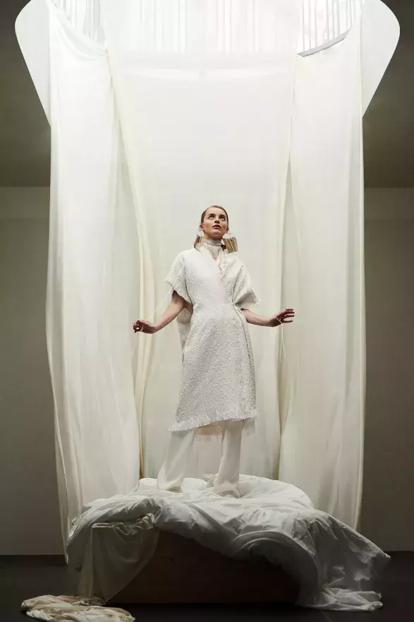 Tradičně netradiční Jakub Polanka Tradičně netradiční Jakub Polanka