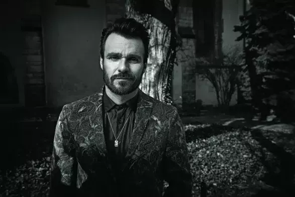 leos mares leos mares