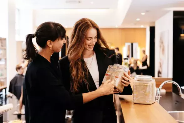 KAROLÍNA WERNEROVÁ & BOTANEA