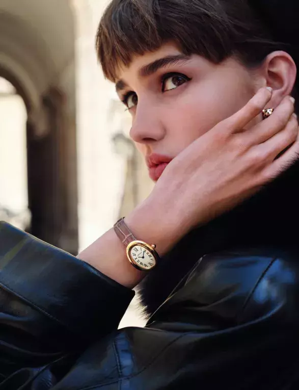 Milujeme nadčasovou klasiku hodinek Cartier Baignoire