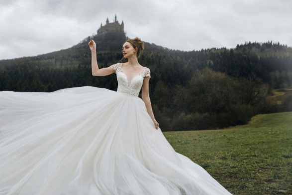 Disney uvedl na trh vlastní řadu svatebních šatů
