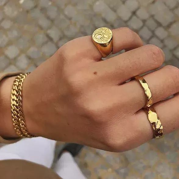 Hot trend: pečetní prsteny