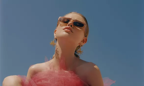 SHOW OFF_ALEXANDER PEREZ