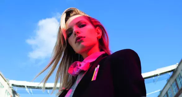 5 MÓDNÍCH KOUSKŮ, KTERÉ SE NEHODÍ DO KANCELÁŘE