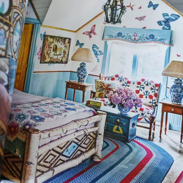 Dekorate Happy: Bold Colorful Interiors