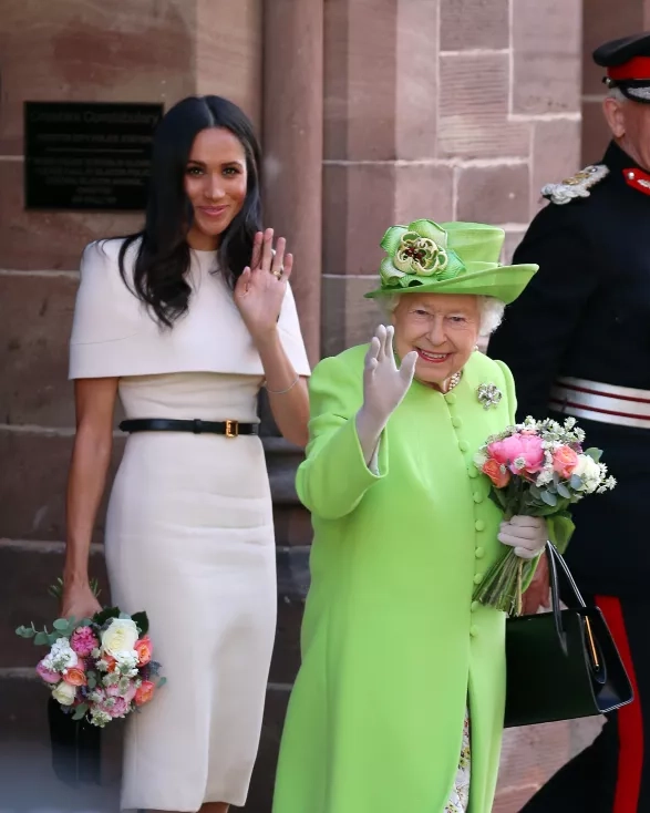 Elizabeth II. & Meghan Markle