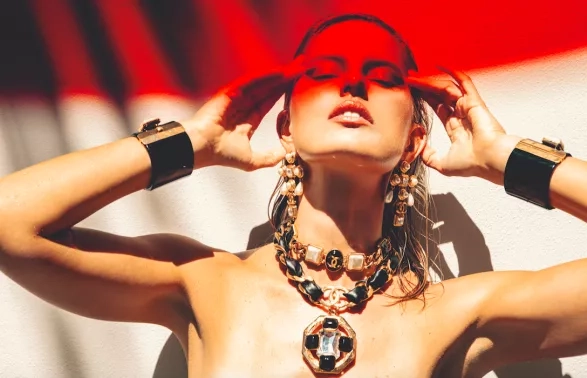 Karolína Kurková a její nezapomenutelné momenty v ELLE