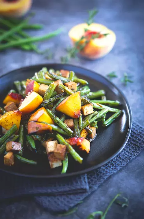 Grilované ZELENÉ fazolky s BROSKVÍ 