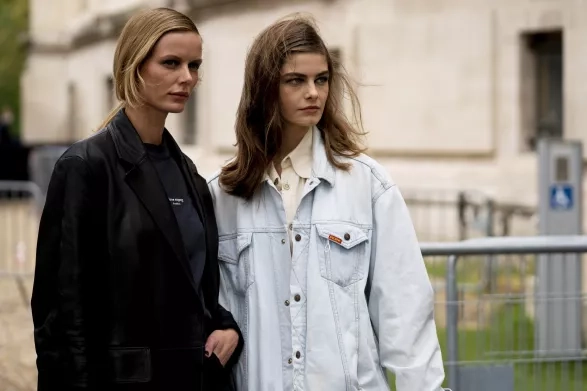 Oblékat vintage, zn.: prémiově. Kam pro luxusní kousky z druhé ruky? Oblékat vintage, zn.: prémiově. Kam pro luxusní kousky z druhé ruky?