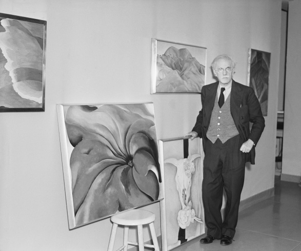 Alfred Stieglitz at Georgia O'Keeffe Show 1936