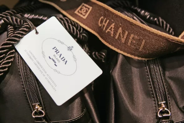 Prodejna padělků v Hong Kongu