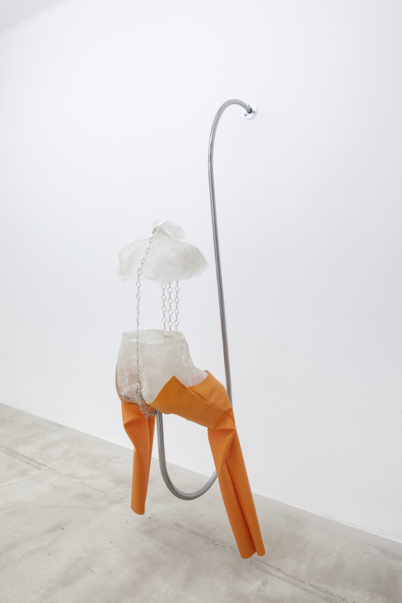 Horse and Britches (s Julie Béna v Lucie Drdova gallery, 2019)