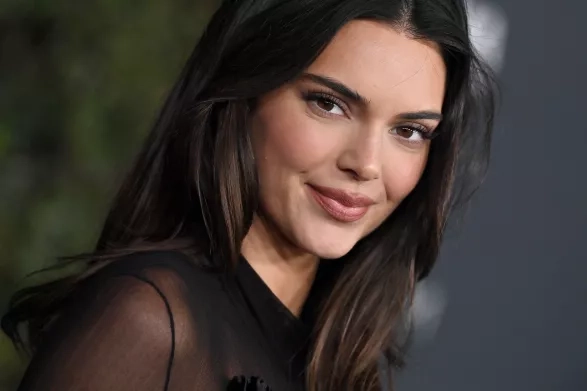 Nedbalé vlny podle Kendall Jenner
