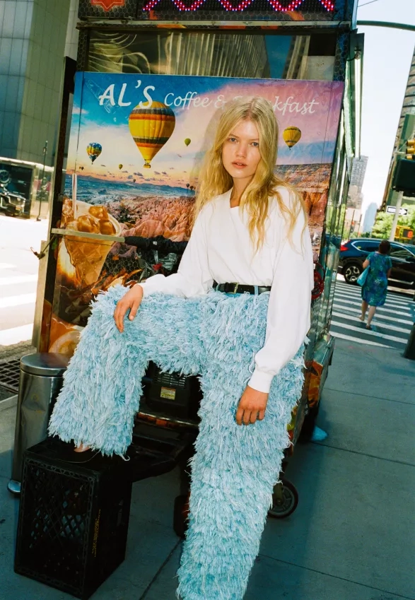 KSENIASCHNAIDER x Dl1961 KSENIASCHNAIDER x Dl1961