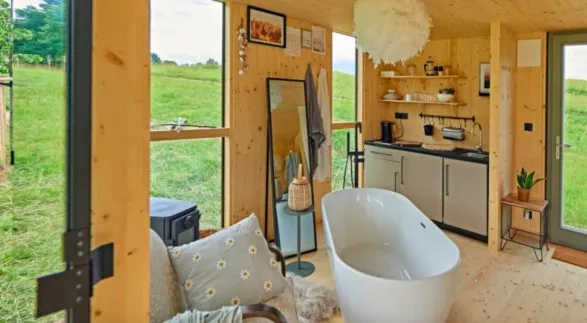 Chatička TwoFingers