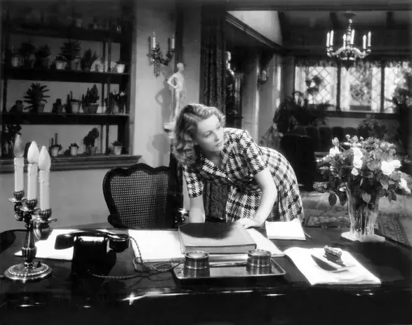 Eva tropí hlouposti