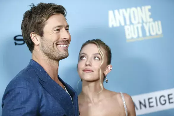 Sydney Sweeney a Glen Powell