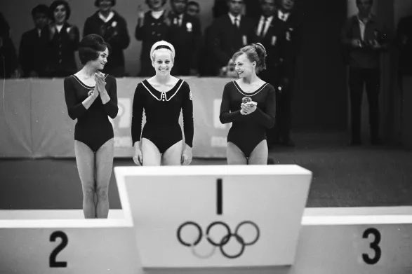 Věra Čáslavská na olympiádě 