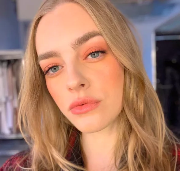Blush Lifting Effect Blush Lifting Effect