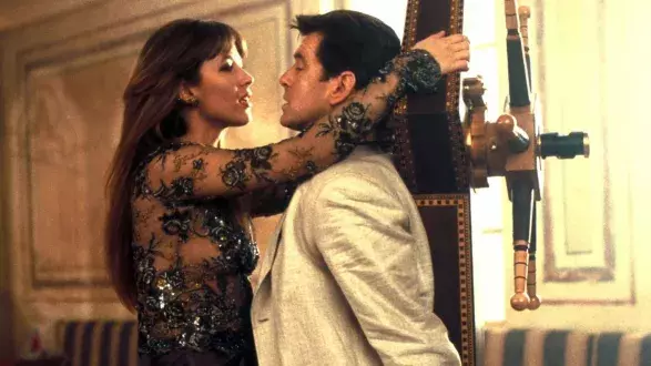 The world is not enough, 1999 