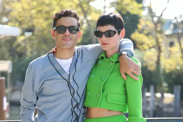 Rami Malek, Emma Corrin