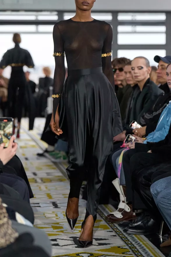 Burc Akyol F25, Launchmetrics