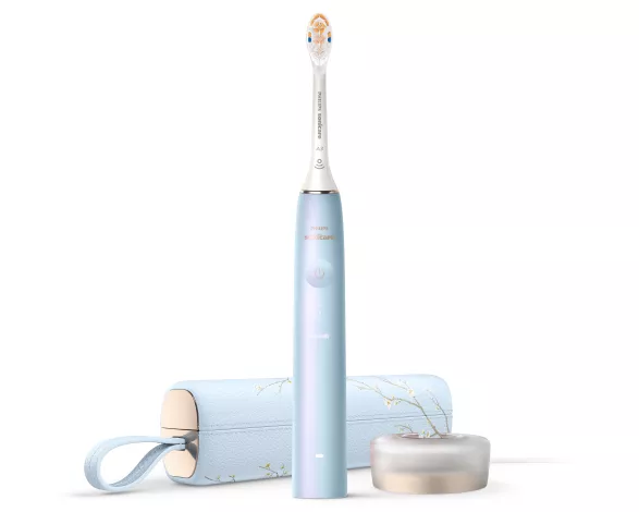 Sonický kartáček zvládne během chvilky práci, kterou s běžným kartáčkem uděláte za měsíc. Philips Sonicare