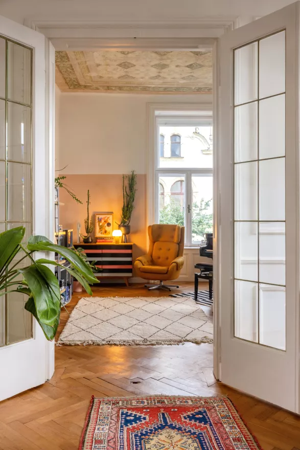 Milovník starých věcí Milovník starých věcí