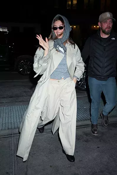 Hailey Bieber Hailey Bieber