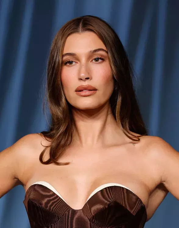 Hailey Bieber Hailey Bieber