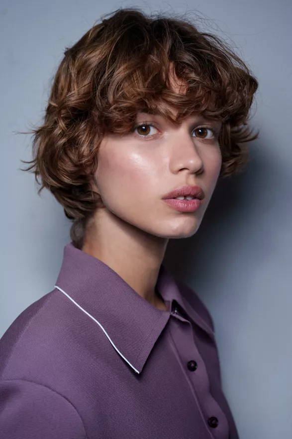 Kudrnatá ofina inspirace Kudrnatá ofina inspirace