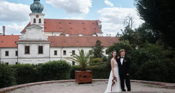 Svatba v Břevnovském klášteře