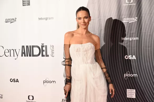 Andrea Bezděková Andrea Bezděková