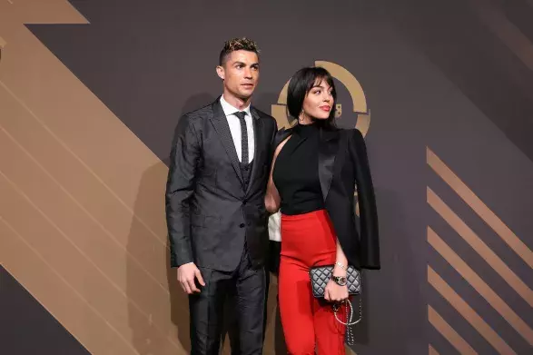 Cristiano Ronaldo a Georgina Rodríguez Cristiano Ronaldo a Georgina Rodríguez