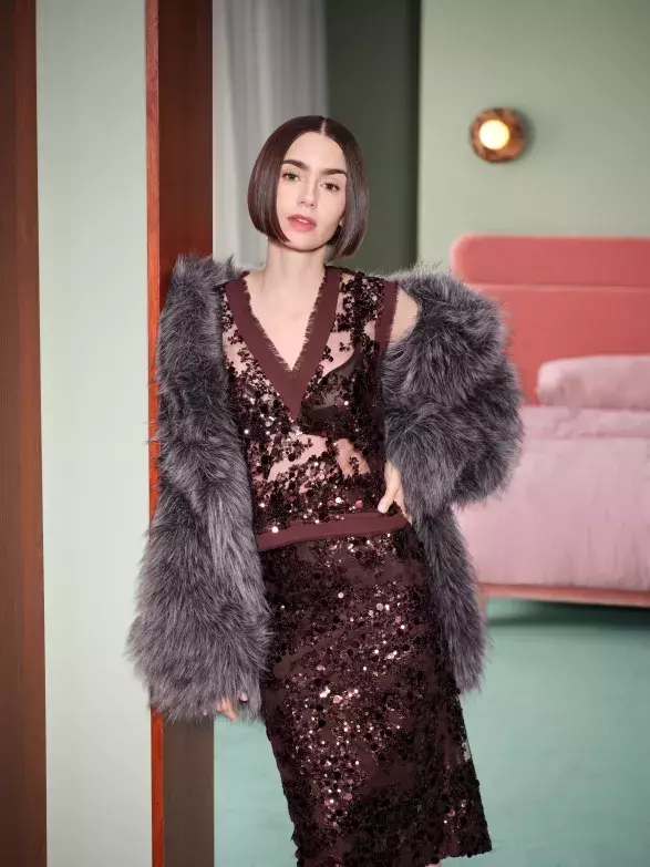Lily Collins
