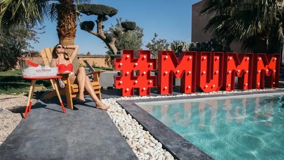 MUMM