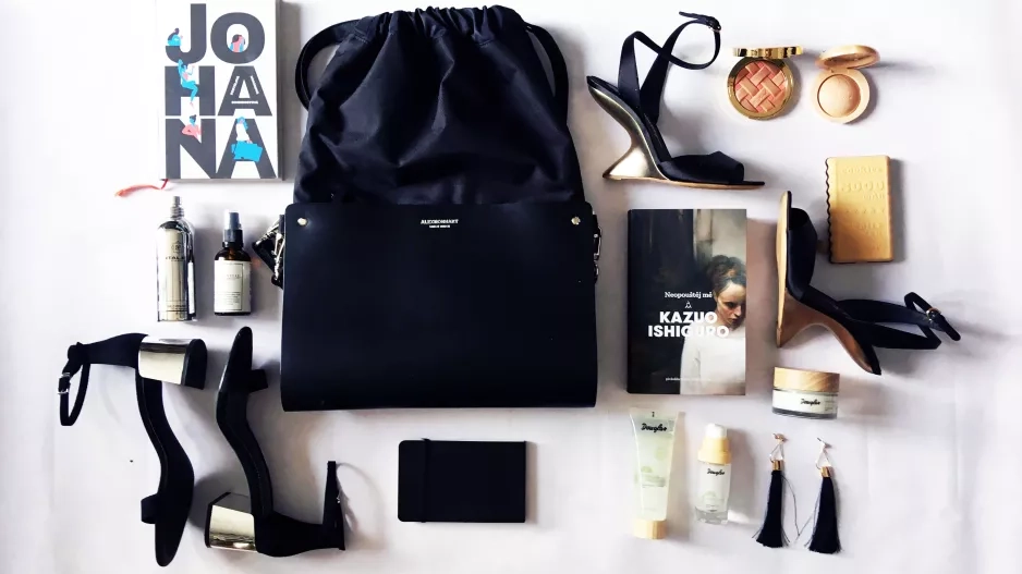 ELLE ve Varu: Co si balíme na festival