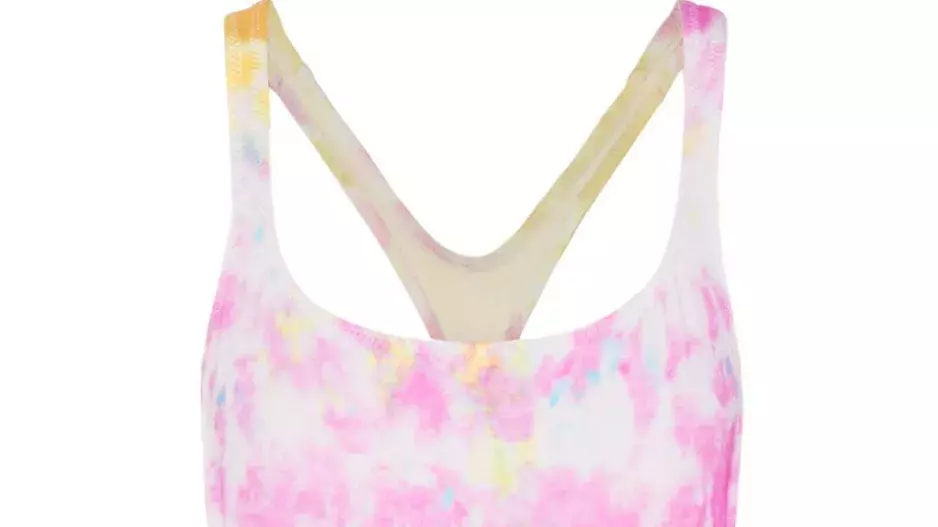 Jak vypadá batikované jaro podle světových módních značek?