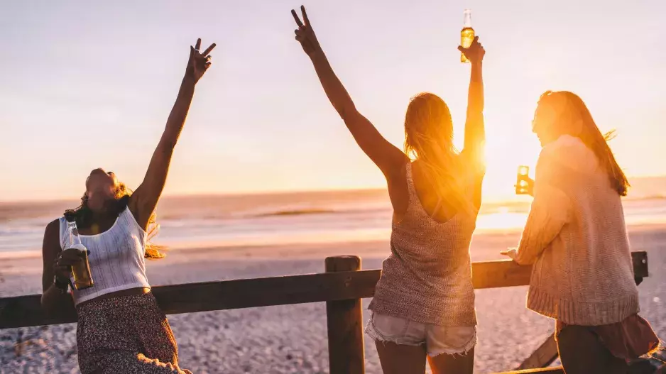 Žhavé novinky, které nás v ELLE v létě baví! 