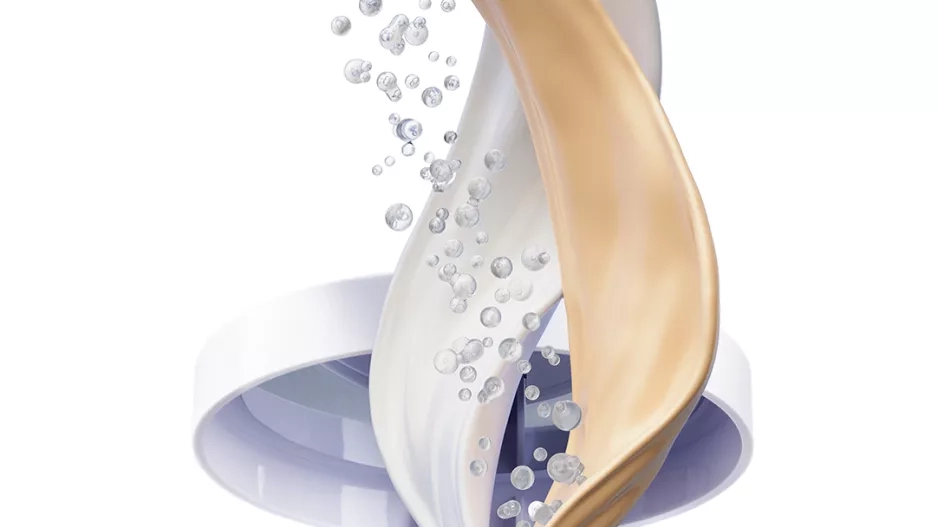 NIVEA Hyalurin Cellular Filler, pečující make-up v houbičce 3v1 Cellular Cushion