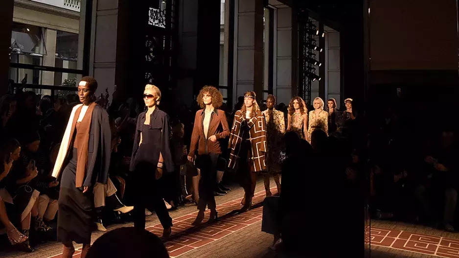 pfw