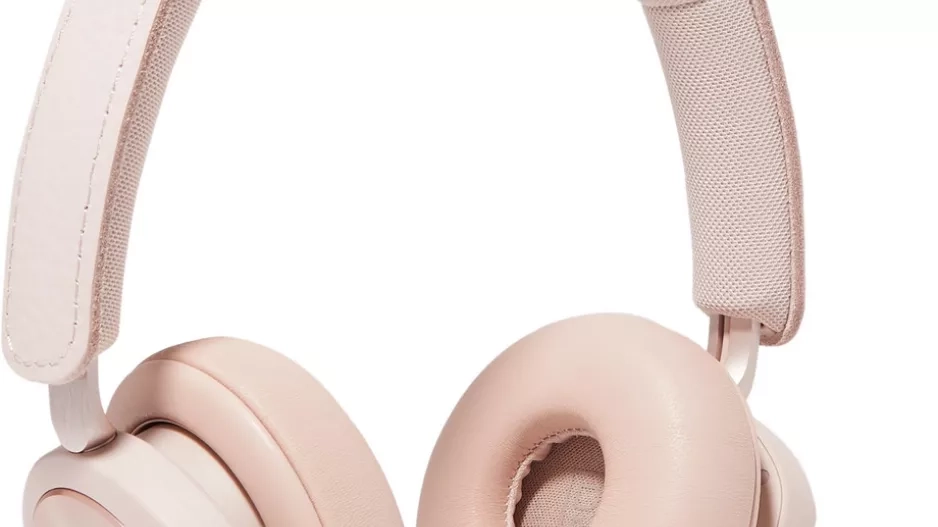 sluchátka, Bang & Olufsen, 10 000 Kč sluchátka, Bang & Olufsen, 10 000 Kč