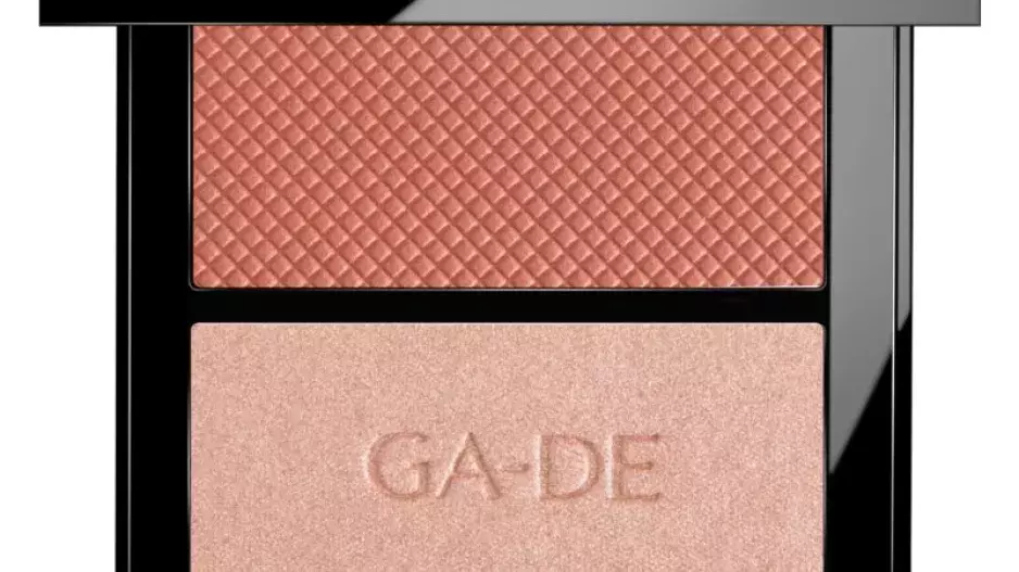 Velveteen Blush and shimmer duet v odstínu Berry and glow