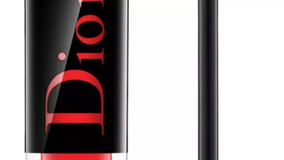 dlouhotrvající tekutá rtěnka pro objem rtů, Dior Dior Addict Lacquer Plump, odstín 648 Dior Pulse, 902 Kč